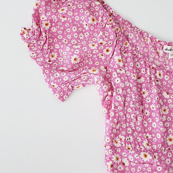 DEREK HEART Peasant Tie Top - Picture 6 of 11